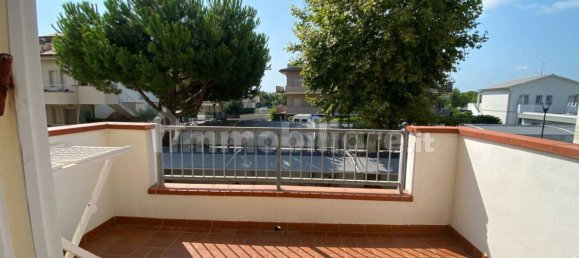 1 bedroom Apartment in Ravenna, Italy No. 299117 2
