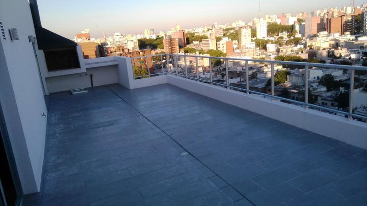 3 bedrooms Apartment in Montevideo, Uruguay No. 2431