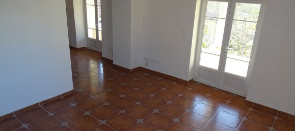 4 bedrooms Townhouse in Gard, France No. 289457 7