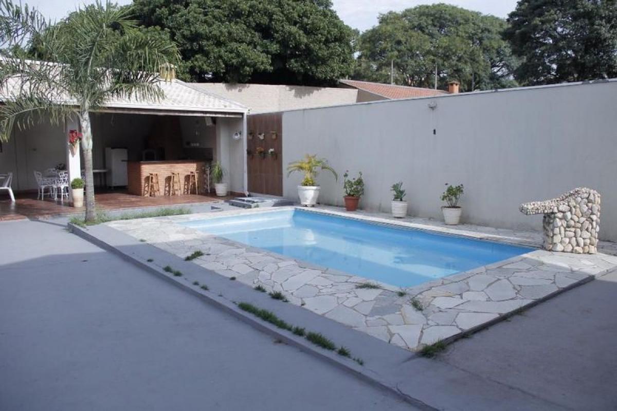 Casa de 3 dormitorios en Sao Paulo, Brazil No. 566579