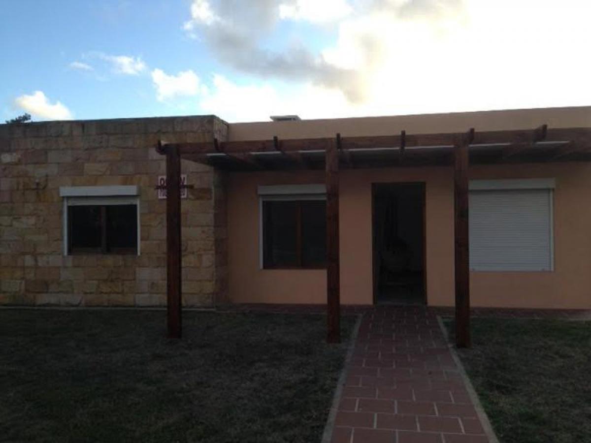 Дом с 2 спальнями в Мальдонадо, Уругвай № 6186