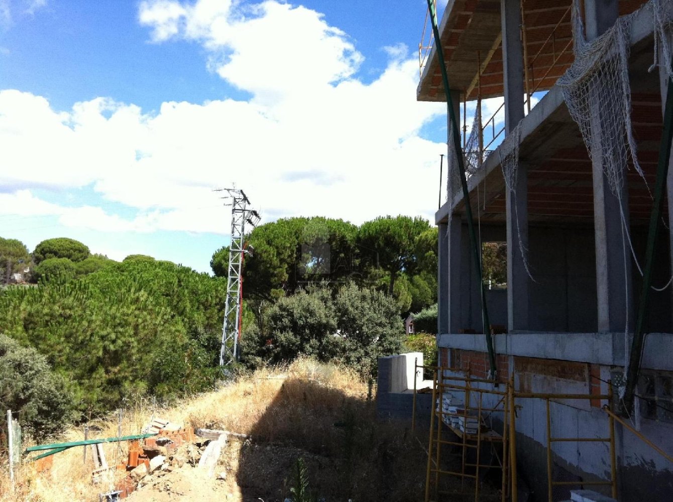 Земельный участок 1038м² в Навас-дель-Рей, Испания № 99865