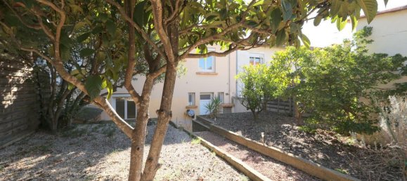 Casa de 3 dormitorios en Saint-Esteve, France No. 201246 5