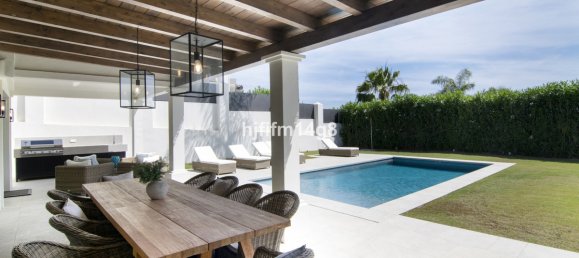 3 Schlafzimmer Villa in Marbella, Spain, Nr. 73290 12