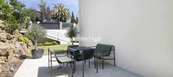 3 Schlafzimmer Villa in Marbella, Spain, Nr. 73290 44