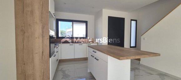 4 bedrooms Villa in Pyrenees-Orientales, France No. 282976 8