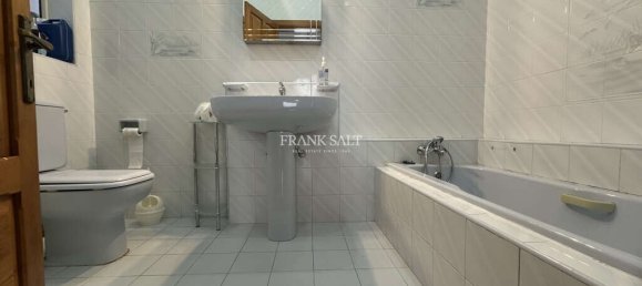 2 bedrooms Maisonette in Marsaskala, Malta No. 7701 10