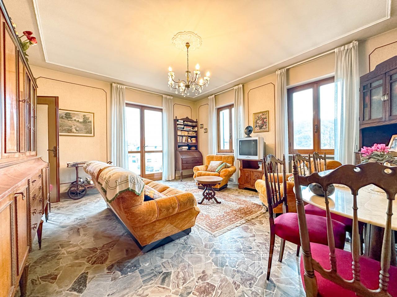 6 rooms House in Crevacuore, Italy No. 231983