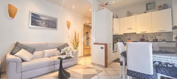 Apartamento de 3 divisões em La Spezia, Italy N.º 37312 8