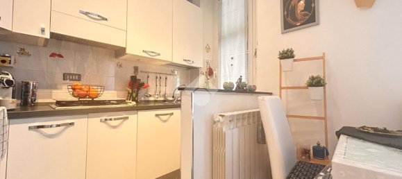 Apartamento de 3 divisões em La Spezia, Italy N.º 37312 3
