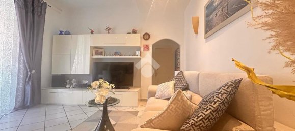Apartamento de 3 divisões em La Spezia, Italy N.º 37312 7