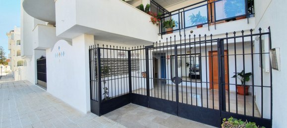Apartamento de 2 dormitorios en Benalmádena, Spain No. 151300 34