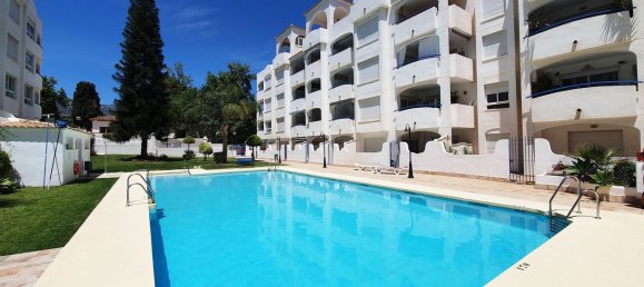 Apartamento de 2 dormitorios en Benalmádena, Spain No. 151300 2