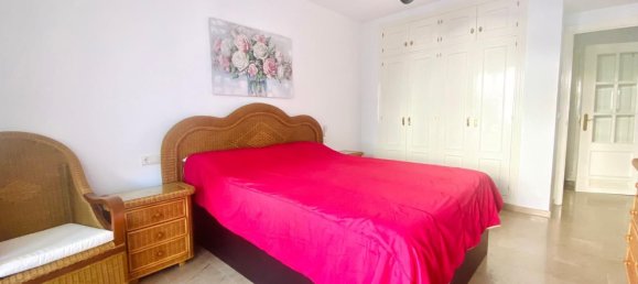 Apartamento de 2 dormitorios en Benalmádena, Spain No. 151300 16