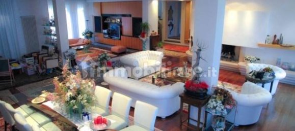 5 bedrooms Villa in Misano Adriatico, Italy No. 333126 8