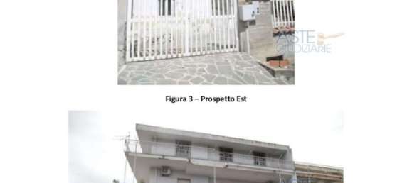 3 bedrooms House in Ramacca, Italy No. 346848 6