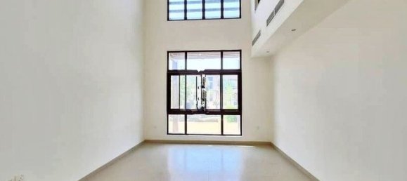 Villa T5 em Al Maqtaa, UAE N.º 5069 8