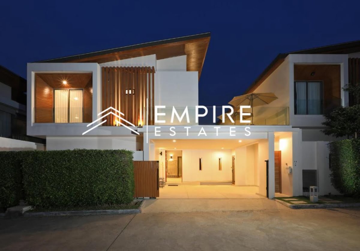 3 bedrooms Villa in Bang Tao, Thailand No. 8335