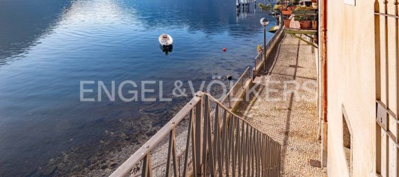 4 bedrooms Villa in Colonno, Italy No. 127267 8