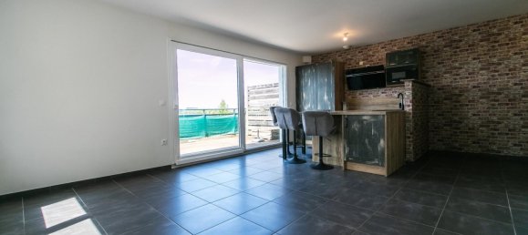 1 bedroom Apartment in Montferrand-le-Chateau, France No. 337310 3