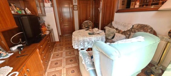 5 bedrooms Apartment in Madrid, Spain No. 158779 7