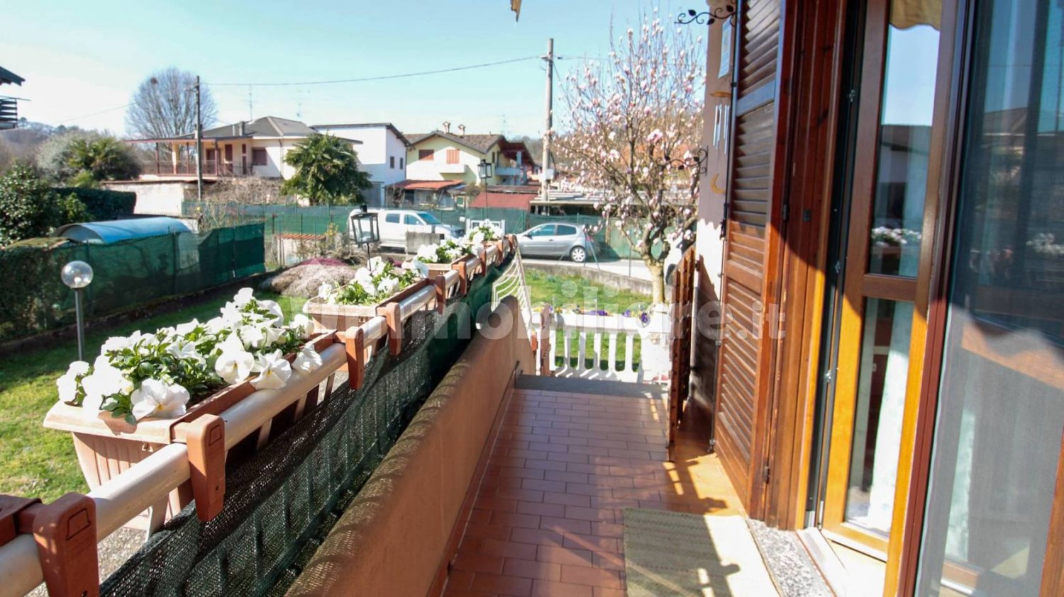 Квартира с 3 спальнями в Фино Морнаско, Италия № 209995