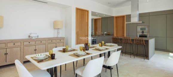 6 غرف نوم فيلا في Casares, Spain رقم 183883 13