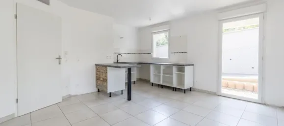 Квартира с 1 спальней в Мандельё-ла-Напуль, Франция № 316732 2