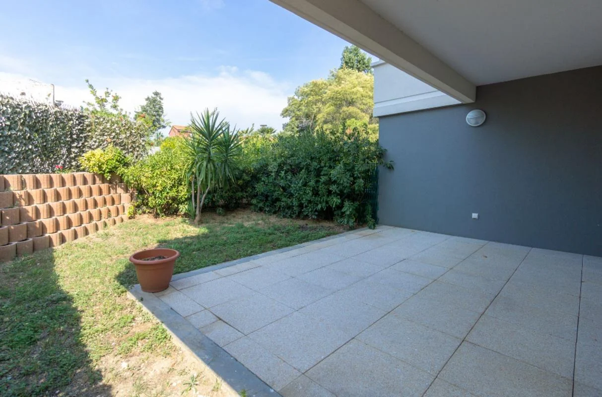 Квартира с 1 спальней в Мандельё-ла-Напуль, Франция № 316732