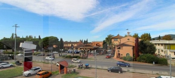 50m² Office in Bientina, Italy No. 26973 10