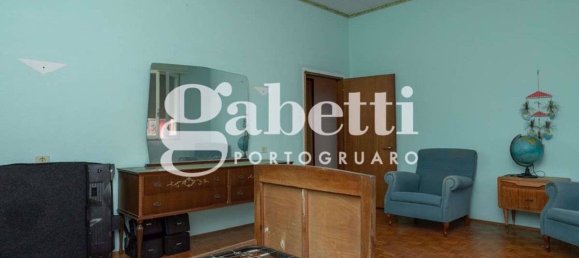 3 bedrooms House in Portogruaro, Italy No. 260312 25