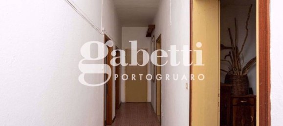 3 bedrooms House in Portogruaro, Italy No. 260312 23