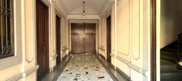 3 bedrooms Apartment in Turin, Italy No. 380319 28