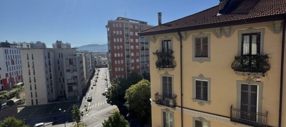 3 bedrooms Apartment in Turin, Italy No. 380319 14