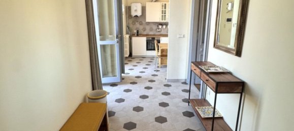 3 bedrooms Apartment in Turin, Italy No. 380319 4