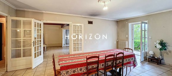 Дом с 8 комнатами в Шарне-ле-Макон, Франция № 358409 25