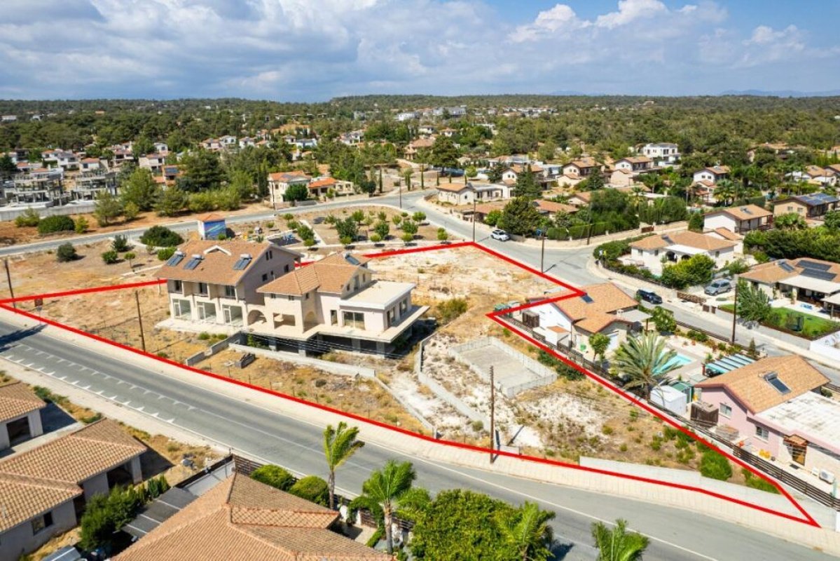 624 m² propiedad comercial en venta en Limassol, Cyprus № 24454