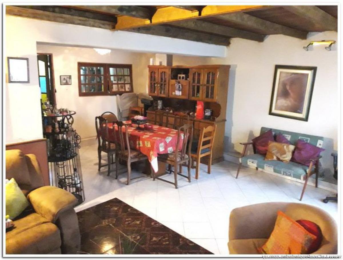 3 bedrooms House in Montevideo, Uruguay No. 11622