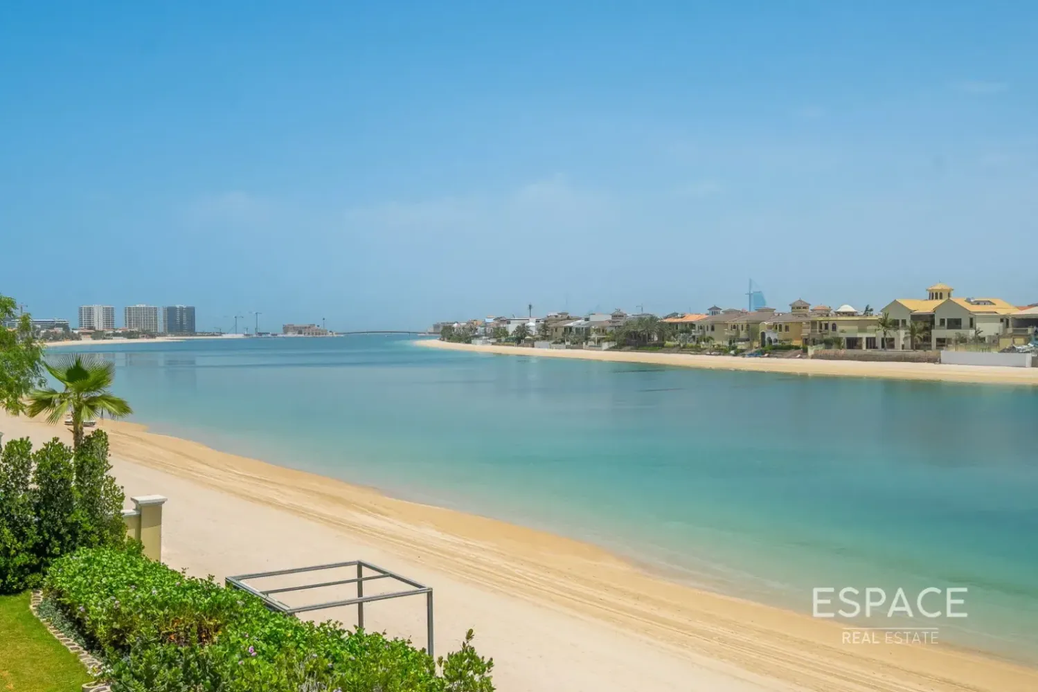 4 bedrooms Villa for sale in Palm Jumeirah, Dubai, UAE № 209333