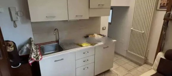 4 rooms House in Carpi, Italy No. 9984 3