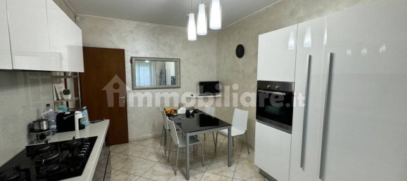 Apartamento T3 em Cinisello Balsamo, Italy N.º 277033 6