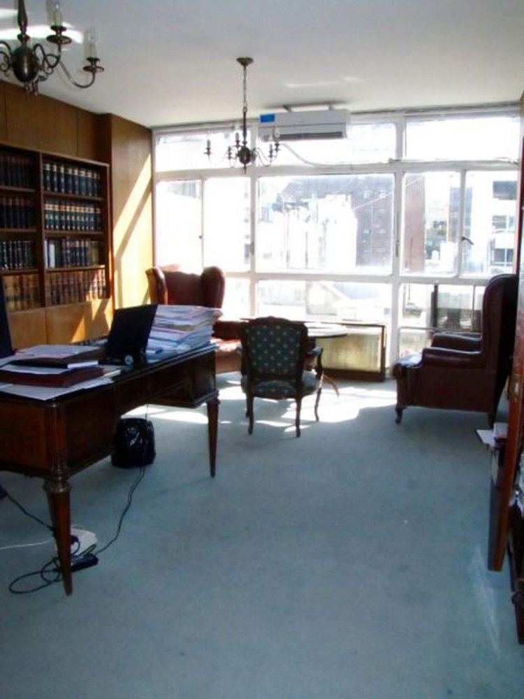 4 bedrooms Office in Buenos Aires, Argentina No. 108189