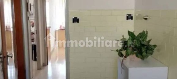 2 Schlafzimmer Wohnung in Potenza, Italy, Nr. 77917 8