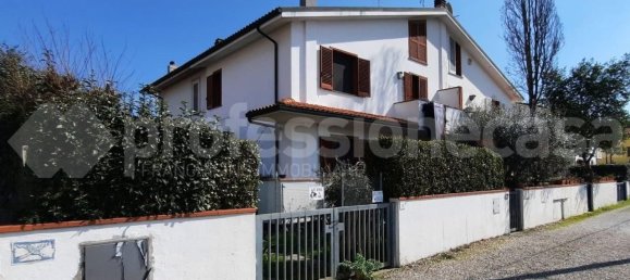 5 rooms House in San Giuliano Terme, Italy No. 57183 3