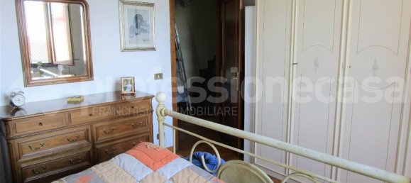 5 rooms House in San Giuliano Terme, Italy No. 57183 9