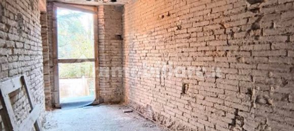 3 Schlafzimmer Haus in Forlì, Italy, Nr. 145961 2