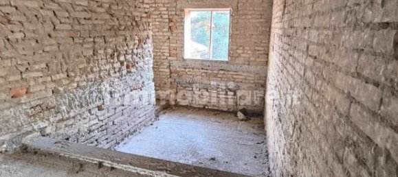 3 Schlafzimmer Haus in Forlì, Italy, Nr. 145961 6