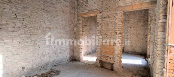 3 Schlafzimmer Haus in Forlì, Italy, Nr. 145961 9