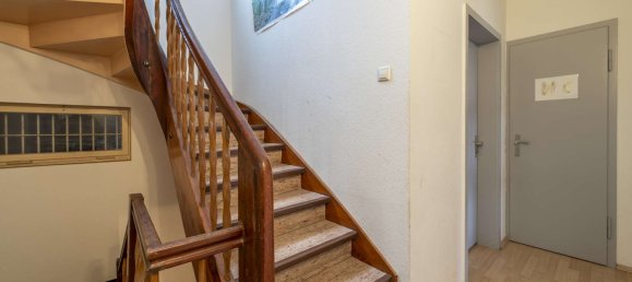 7-salle Bâtiment à Tubingen, Germany No. 61662 13