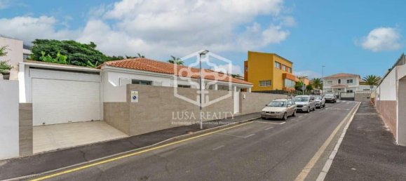 3 bedrooms Villa in Adeje, Spain No. 16417 25